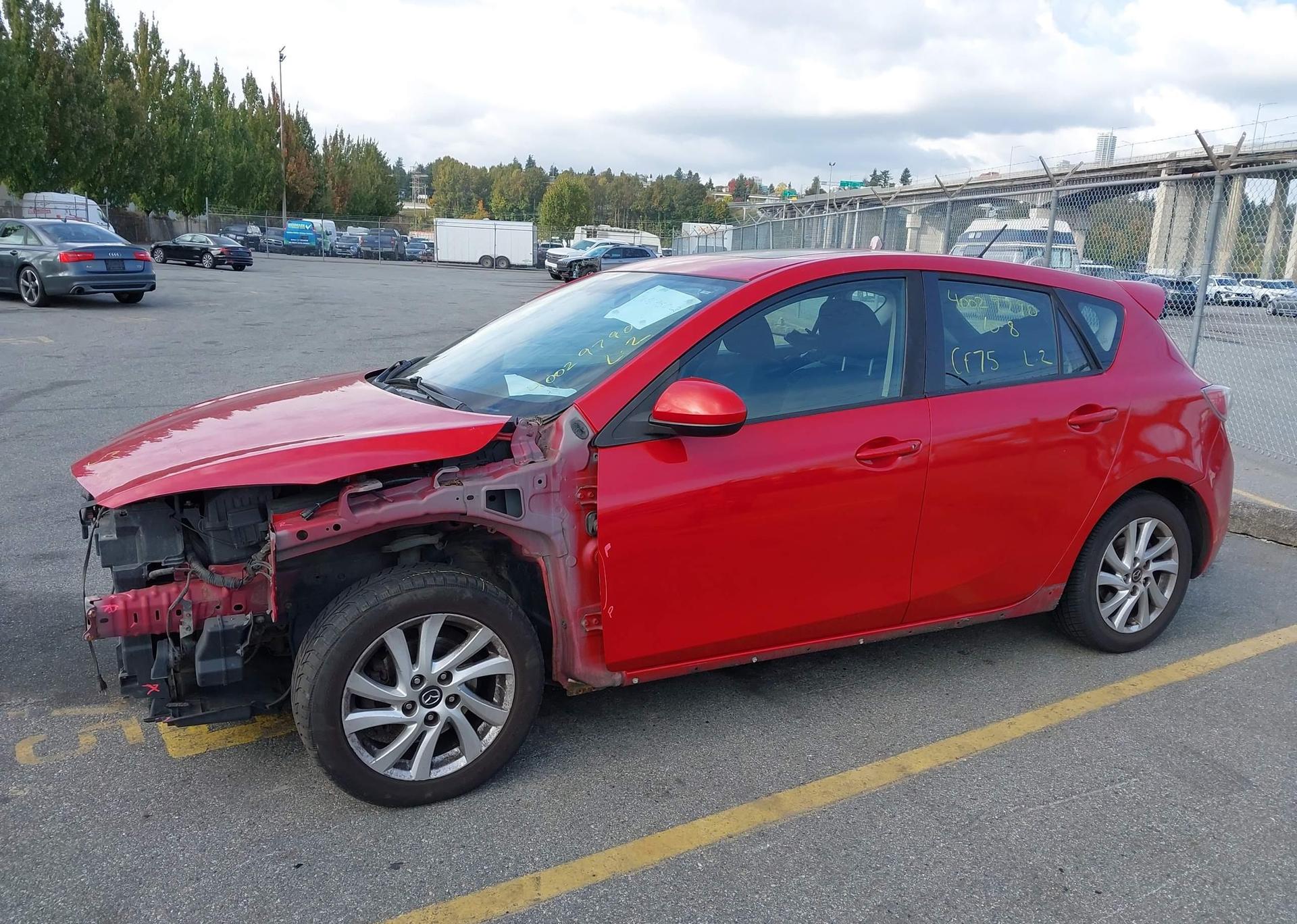 2013 MAZDA 3 I