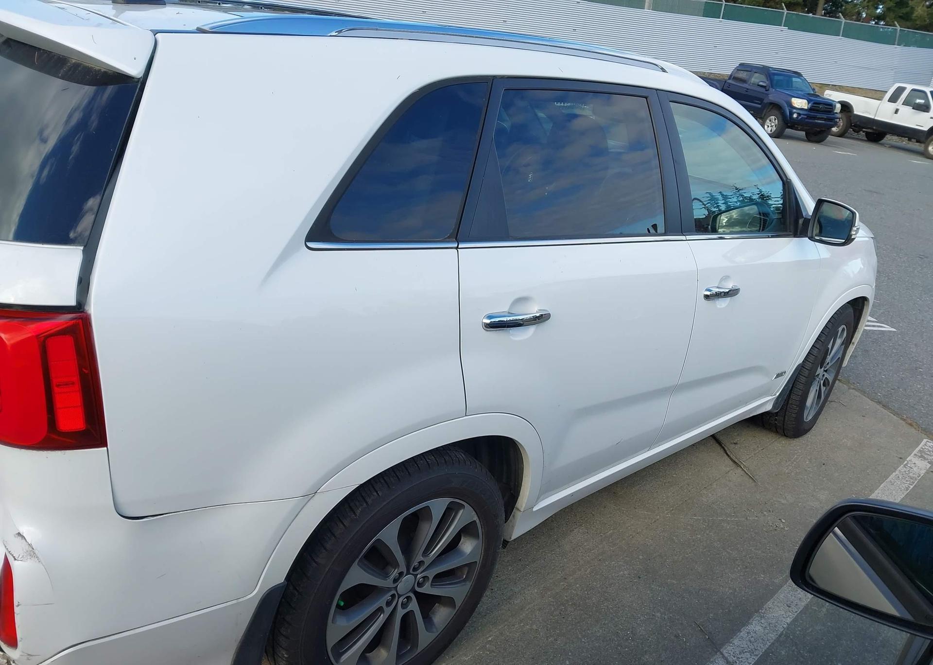2015 KIA SORENTO SX