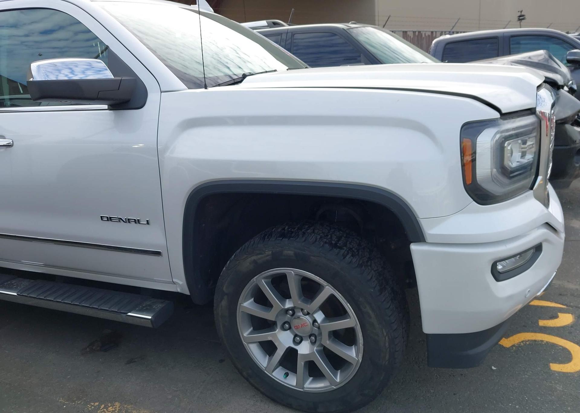 2018 GMC SIERRA K1500 DENALI