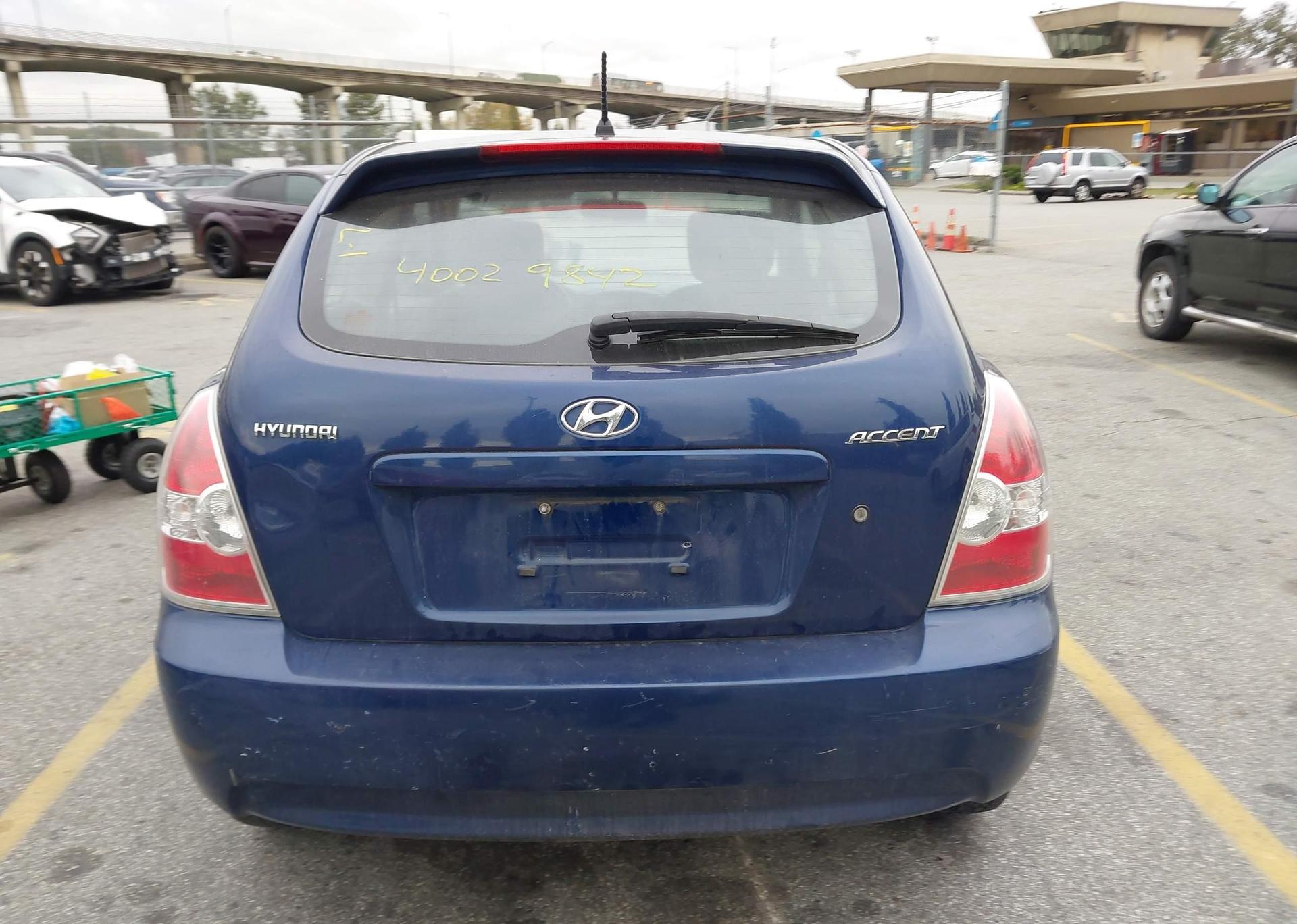 2010 HYUNDAI ACCENT SE