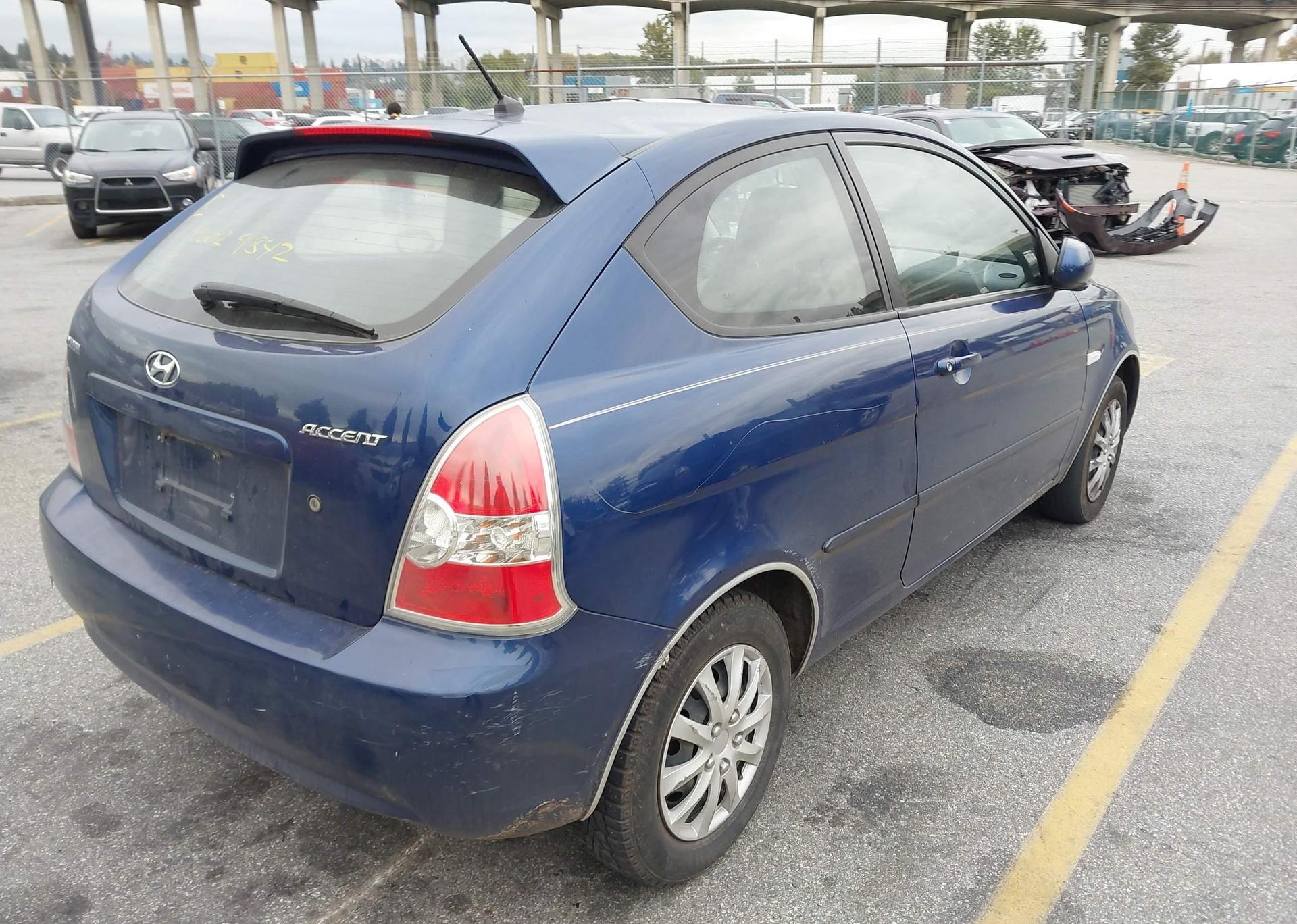 2010 HYUNDAI ACCENT SE