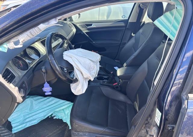 2015 VOLKSWAGEN GOLF
