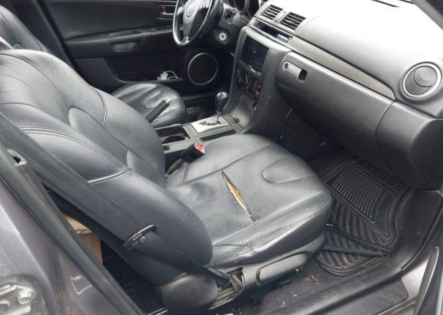 2004 MAZDA 3 S
