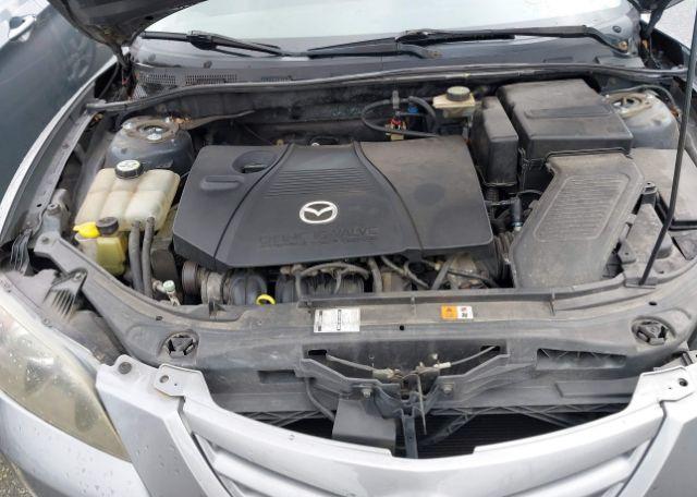 2004 MAZDA 3 S