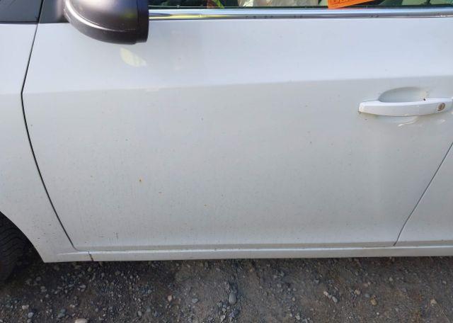 2011 CHEVROLET CRUZE LS