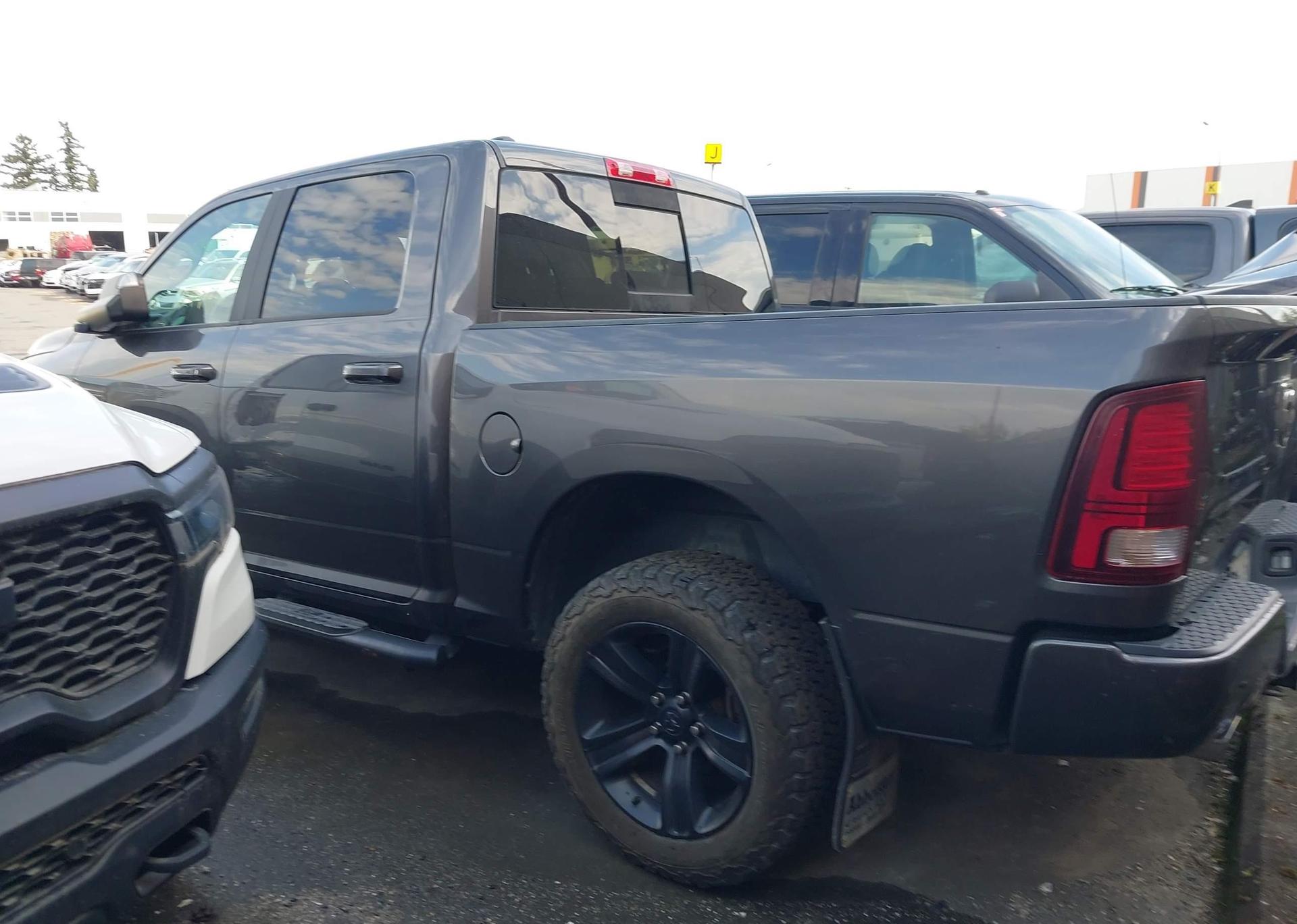 2017 RAM 1500 SPORT
