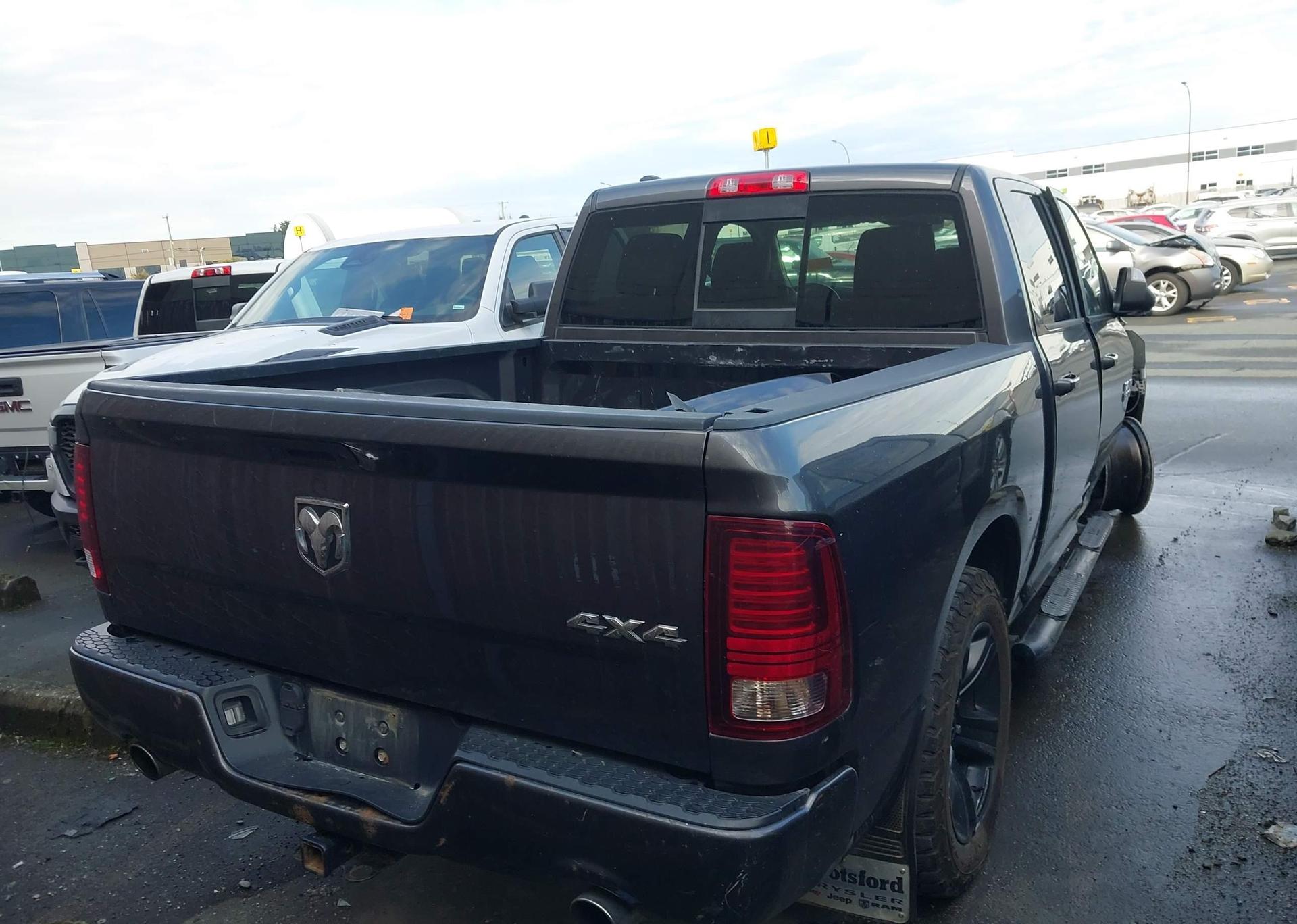 2017 RAM 1500 SPORT