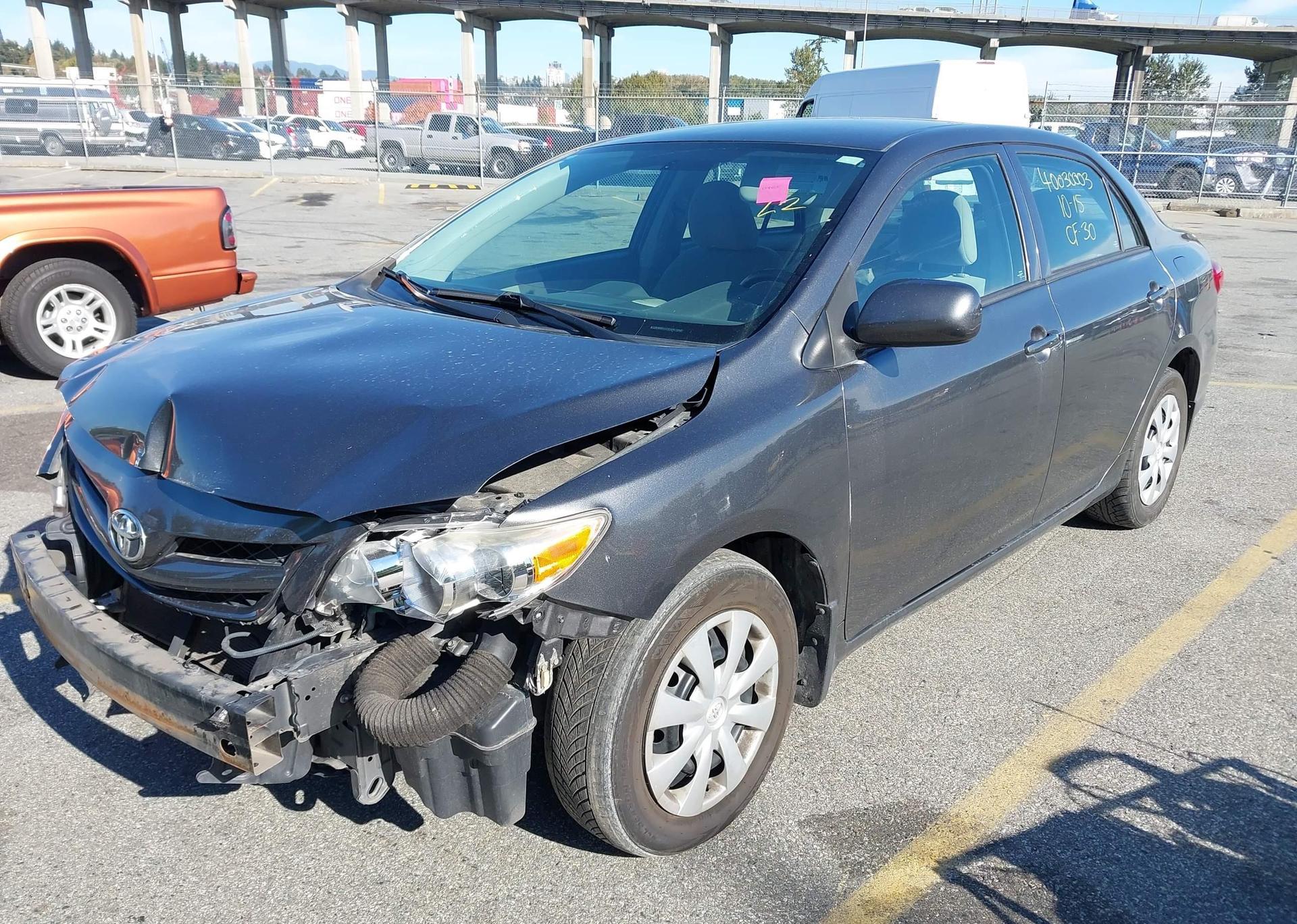 2013 TOYOTA COROLLA S