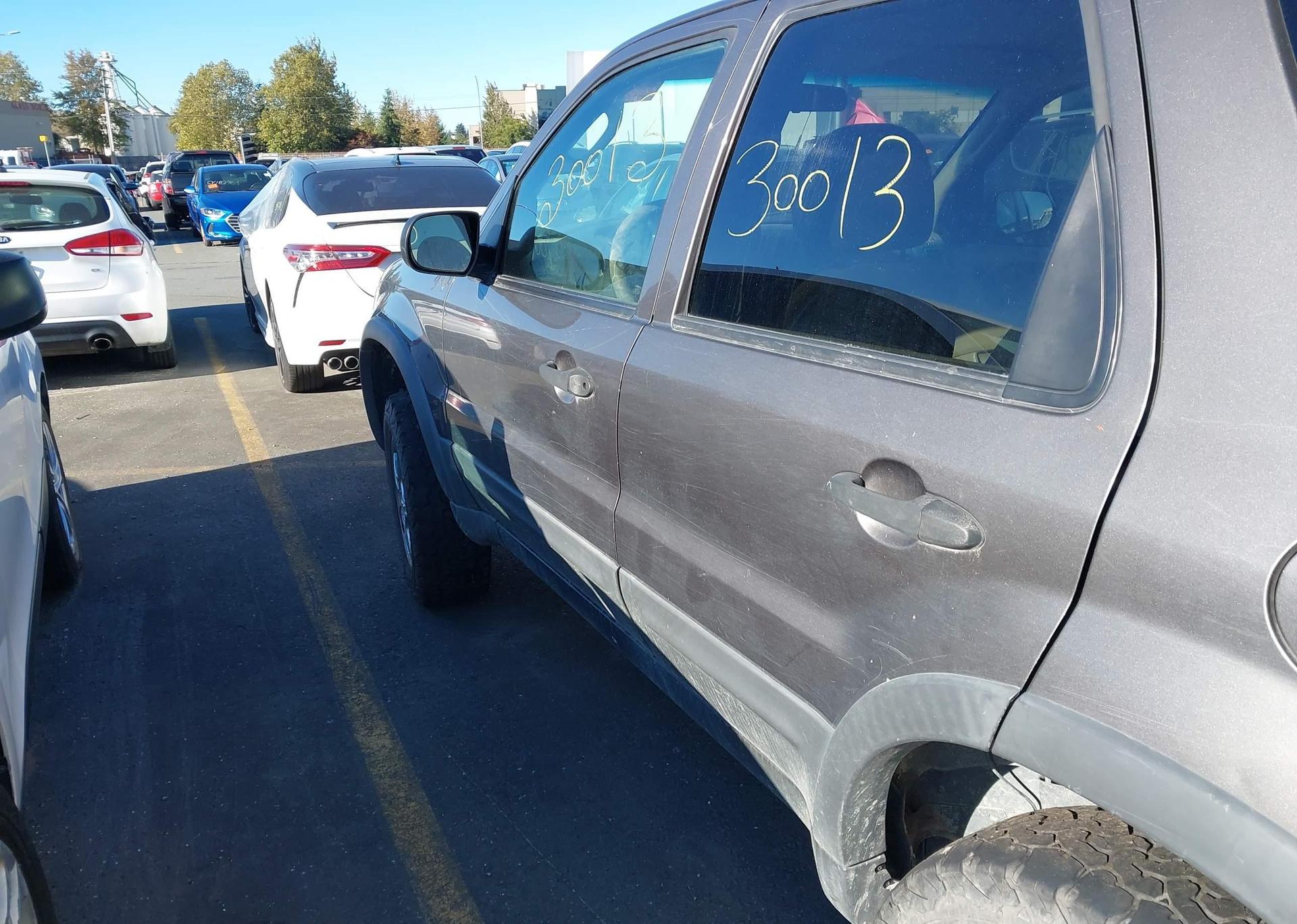 2003 FORD ESCAPE XLT
