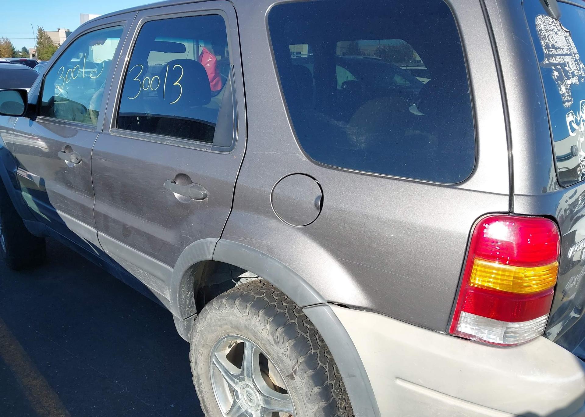 2003 FORD ESCAPE XLT