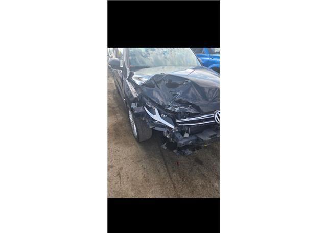 2015 VOLKSWAGEN TIGUAN S