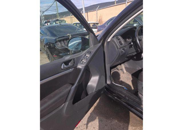 2015 VOLKSWAGEN TIGUAN S