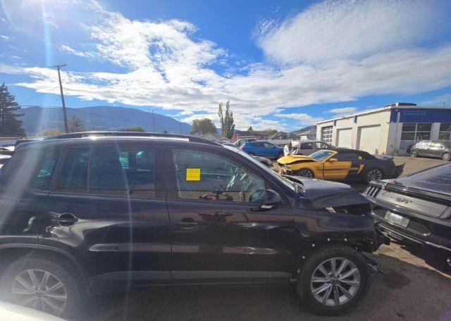 2015 VOLKSWAGEN TIGUAN S