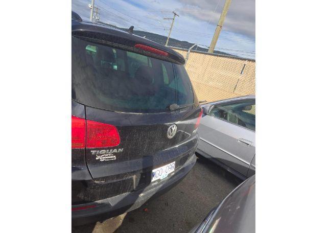 2015 VOLKSWAGEN TIGUAN S