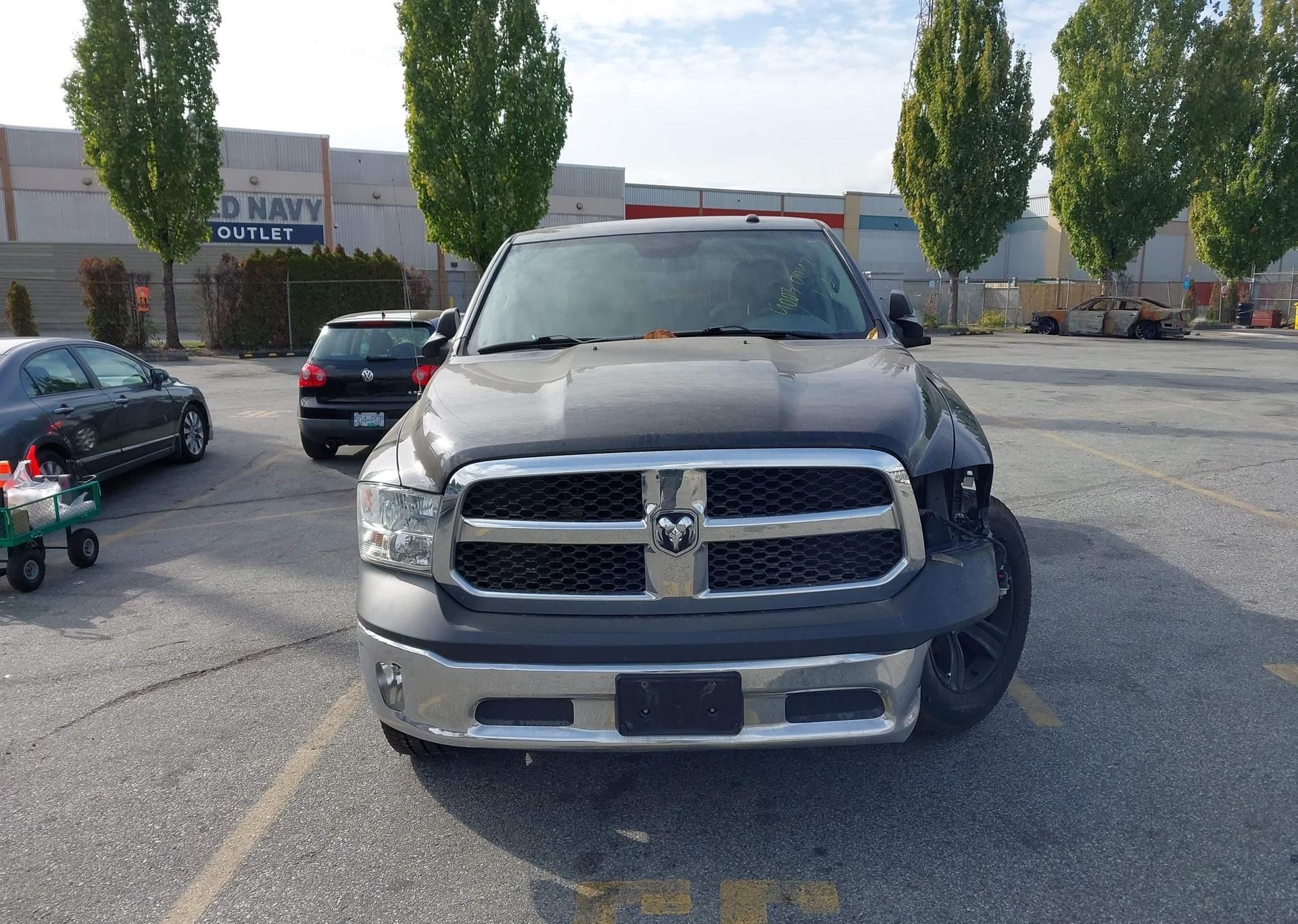 2017 RAM 1500 ST