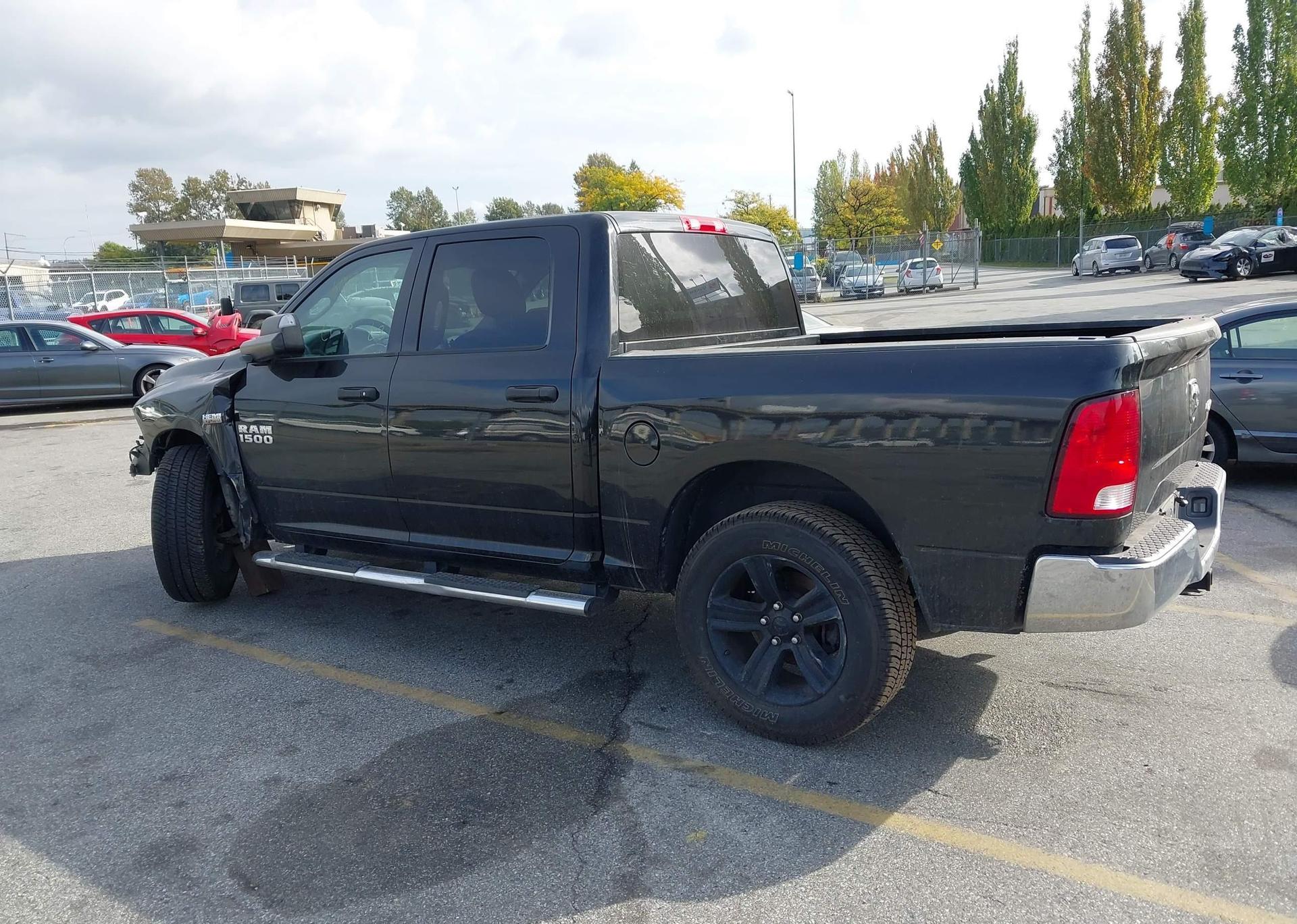 2017 RAM 1500 ST