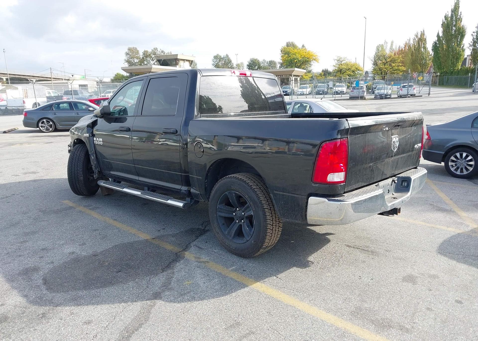 2017 RAM 1500 ST
