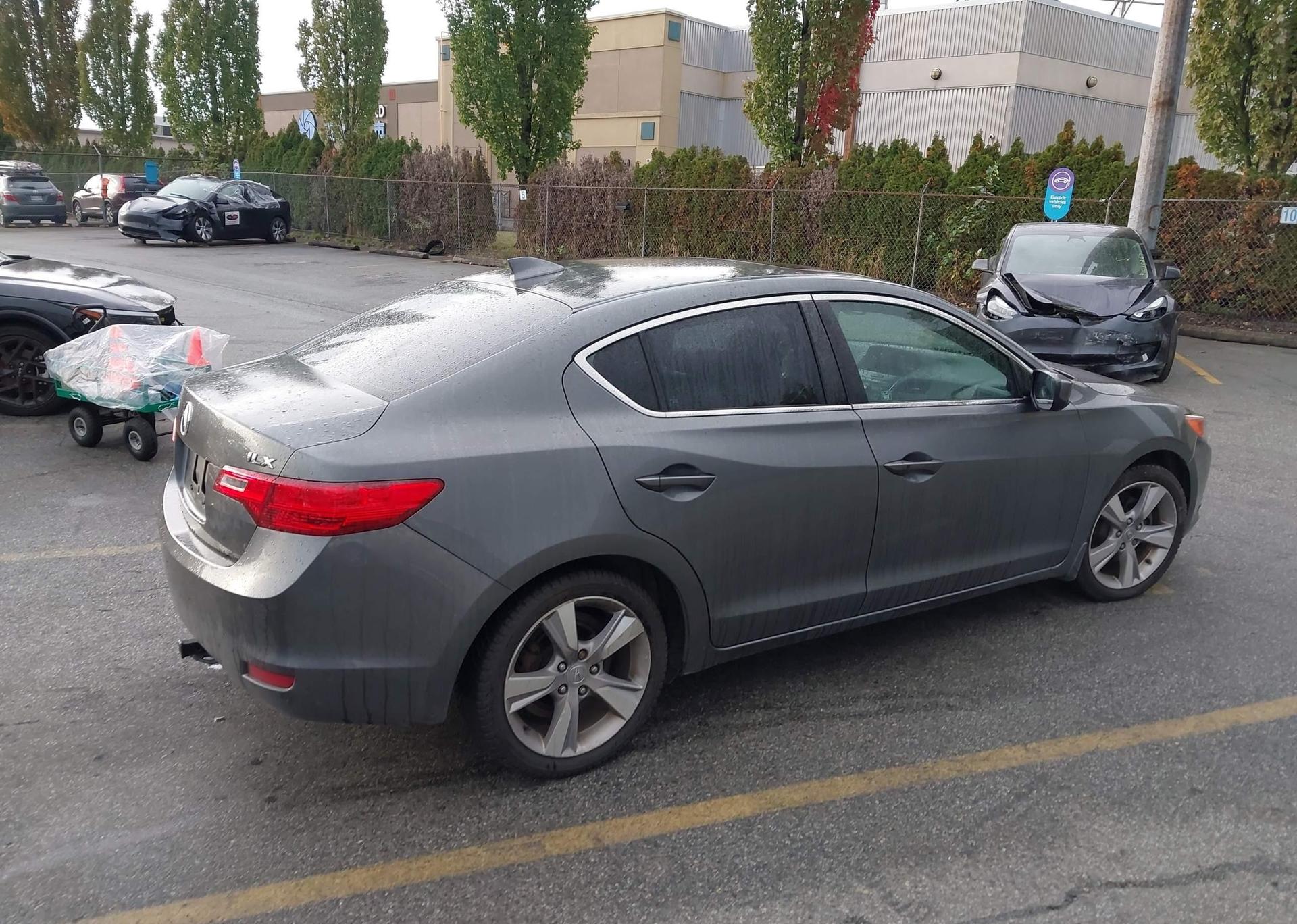 2013 ACURA ILX