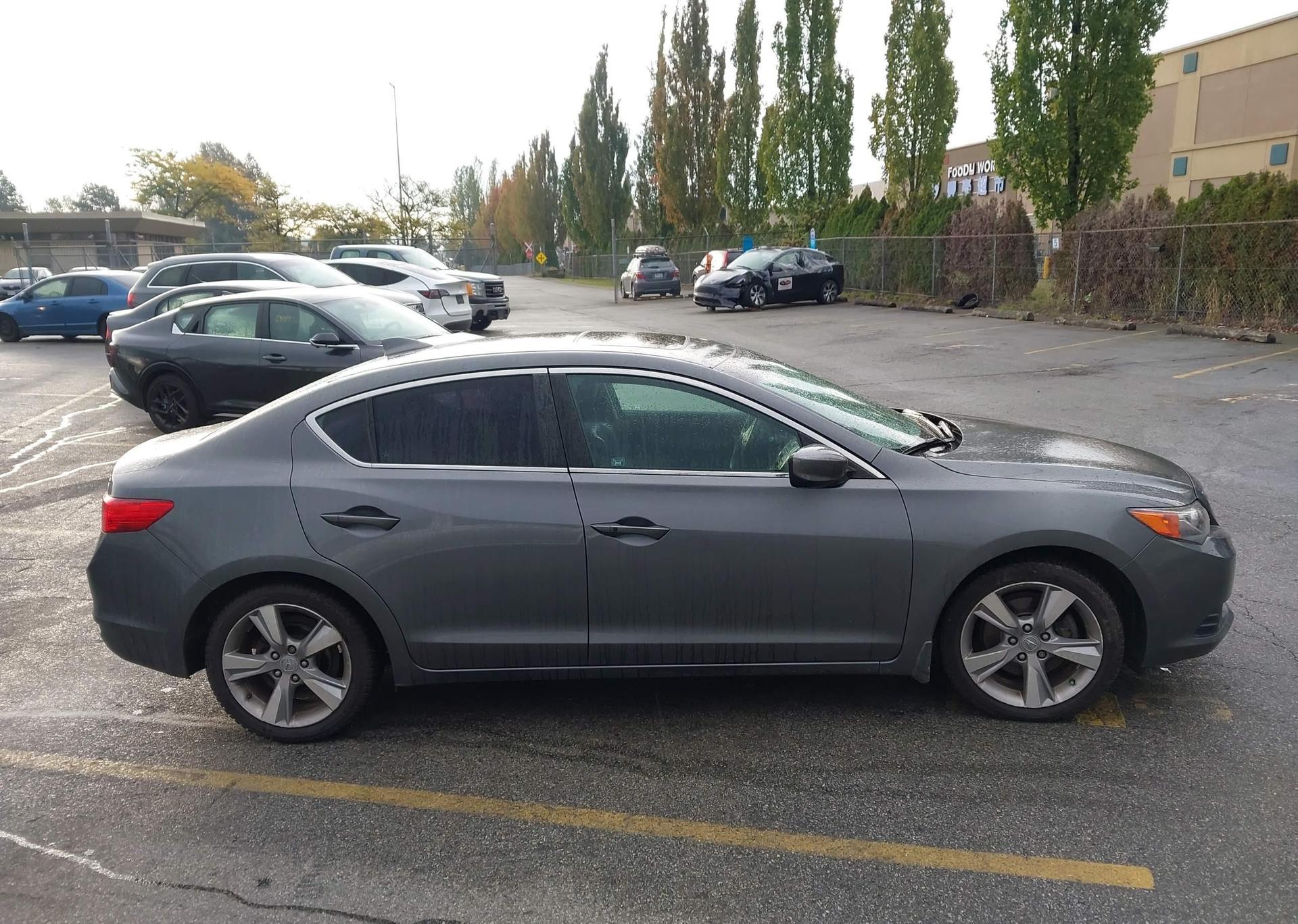 2013 ACURA ILX