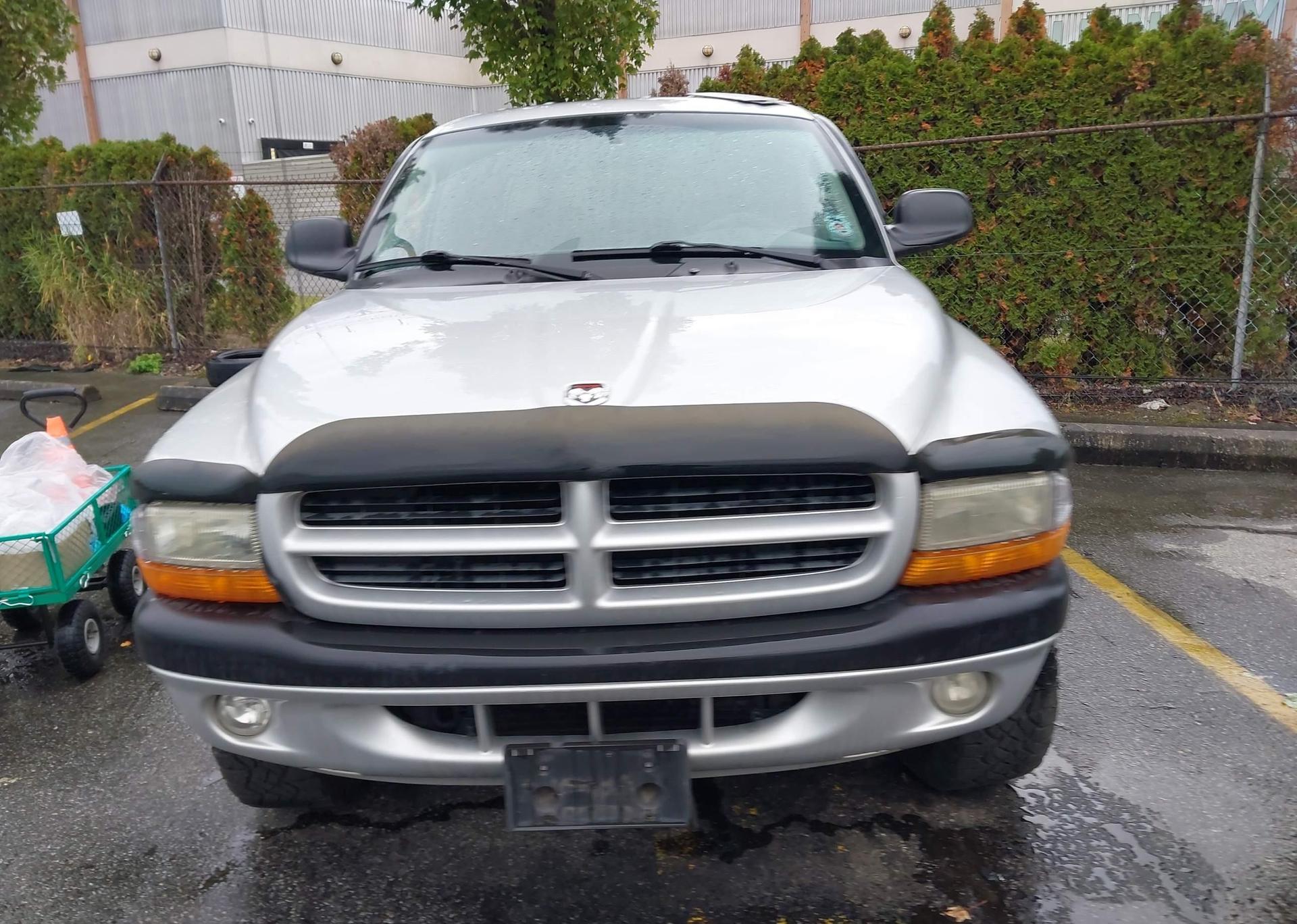 2001 DODGE DAKOTA QUAD