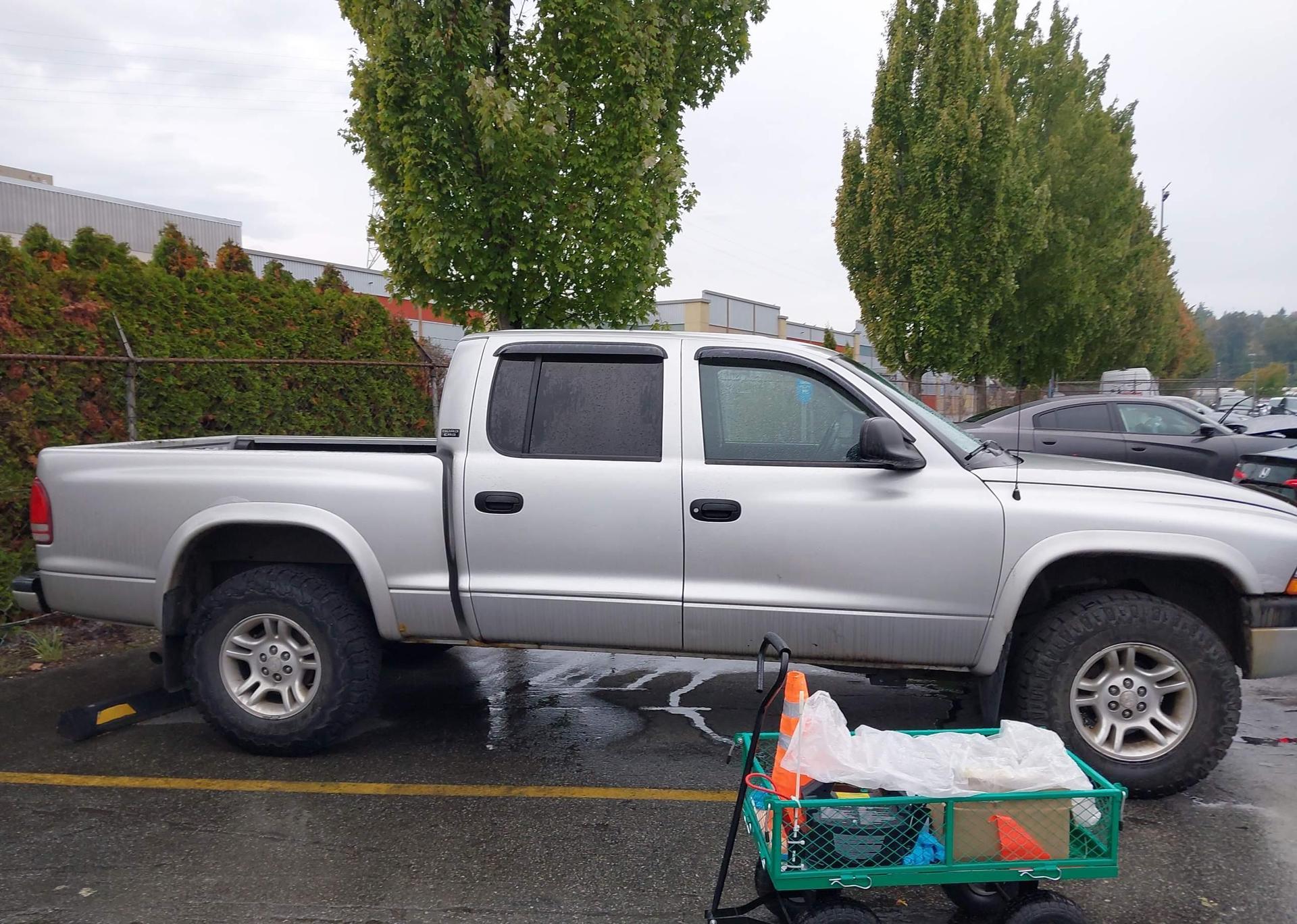 2001 DODGE DAKOTA QUAD