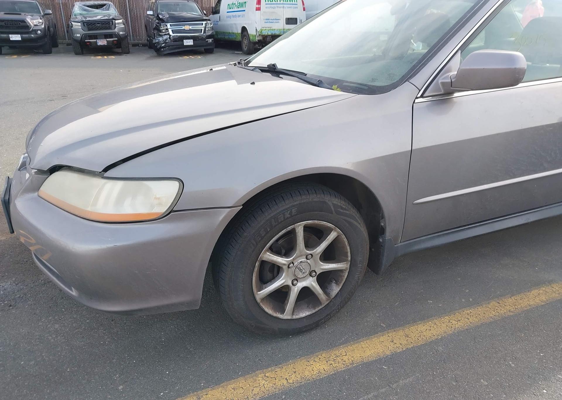 2001 HONDA ACCORD LX