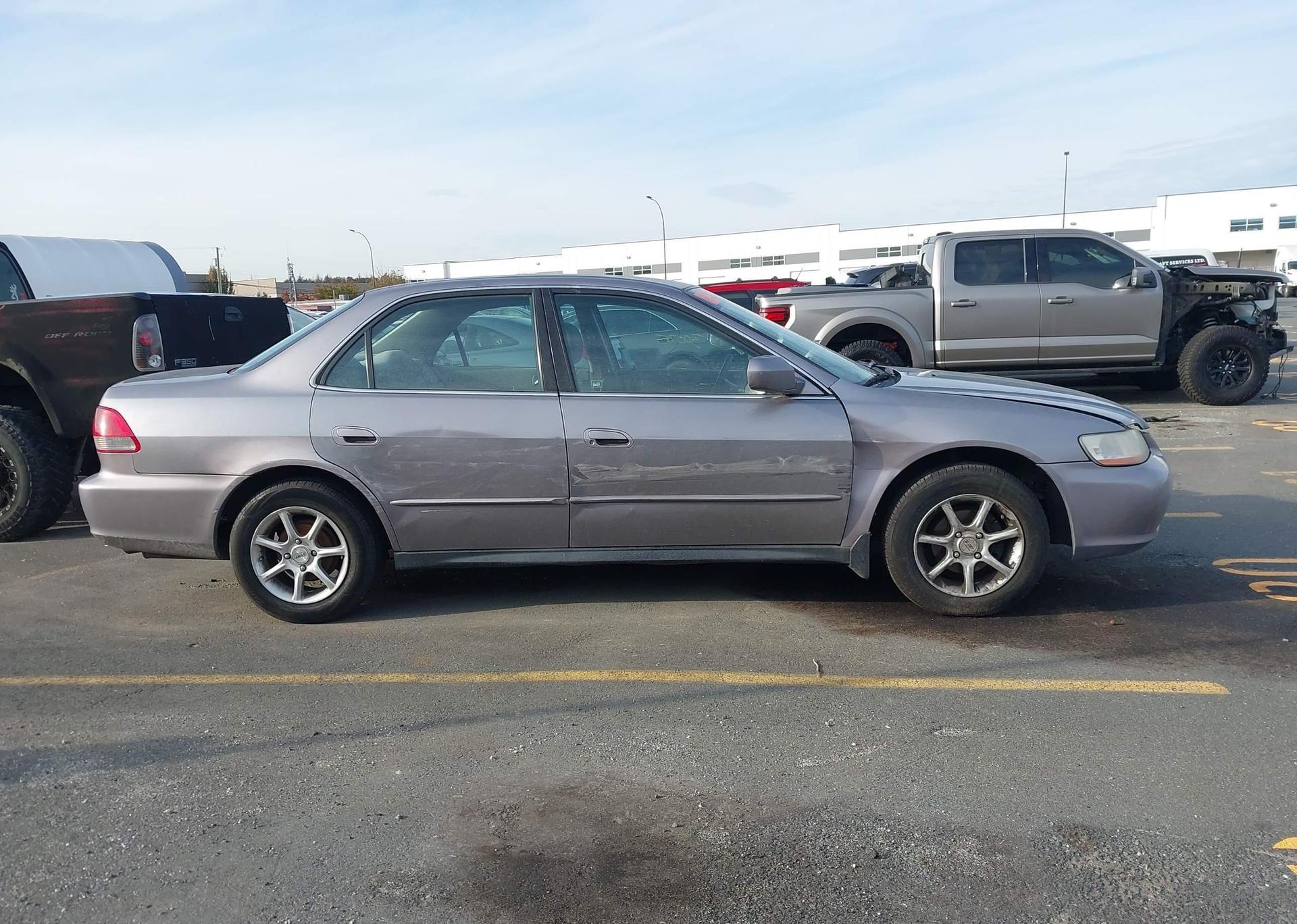 2001 HONDA ACCORD LX