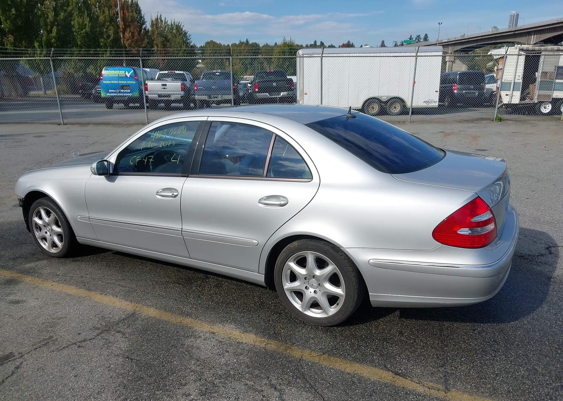 2003 MERCEDES-BENZ E 320