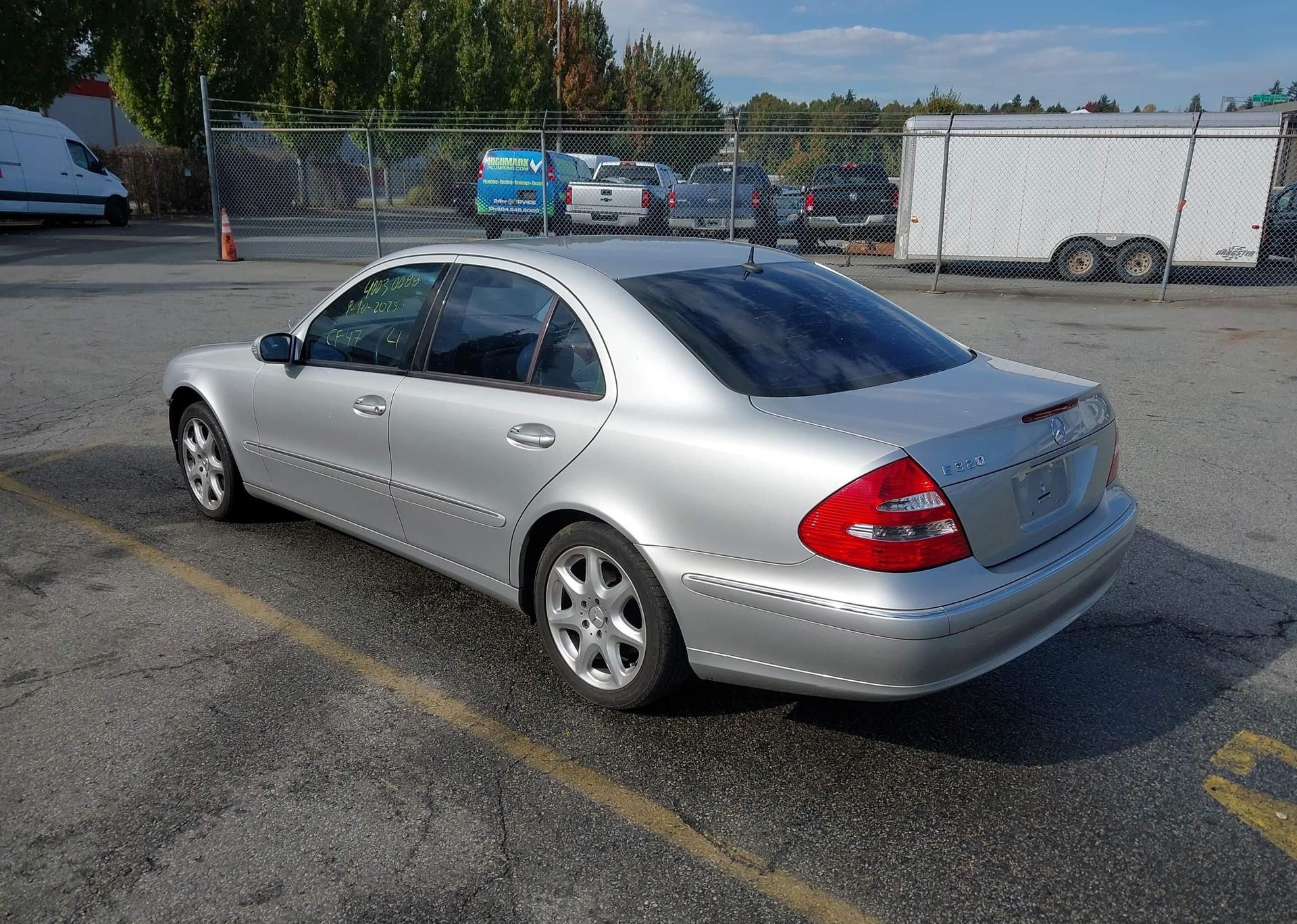2003 MERCEDES-BENZ E 320