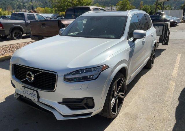 2017 VOLVO XC90