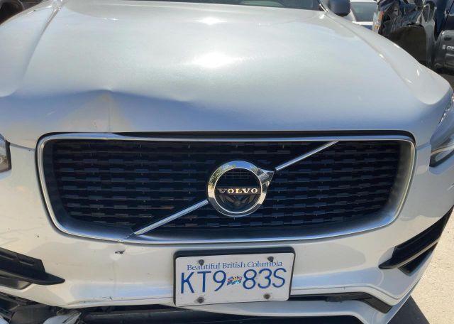 2017 VOLVO XC90