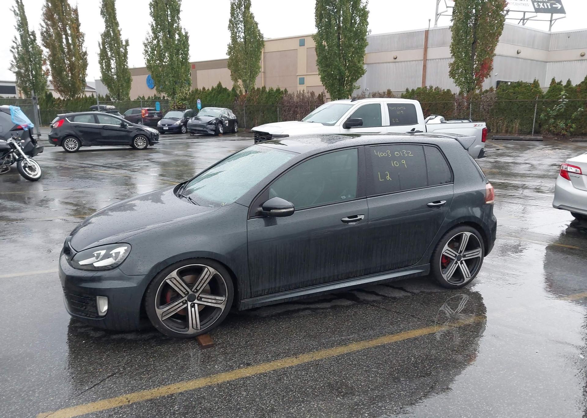 2012 VOLKSWAGEN GTI
