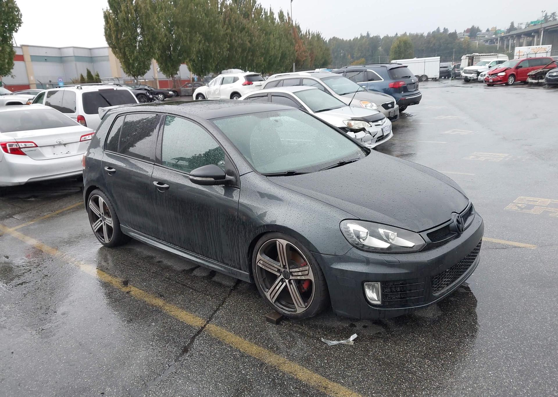 2012 VOLKSWAGEN GTI