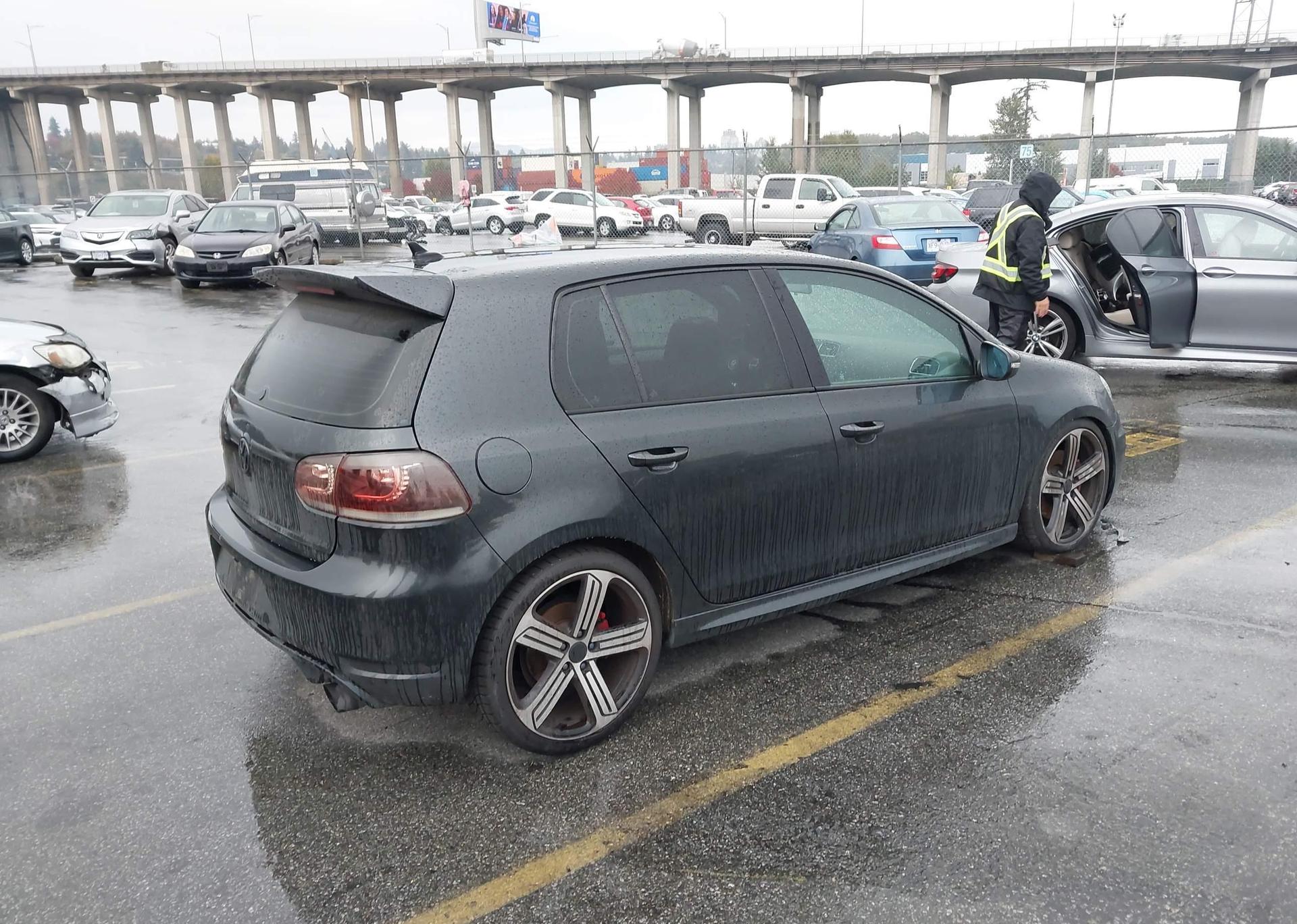 2012 VOLKSWAGEN GTI