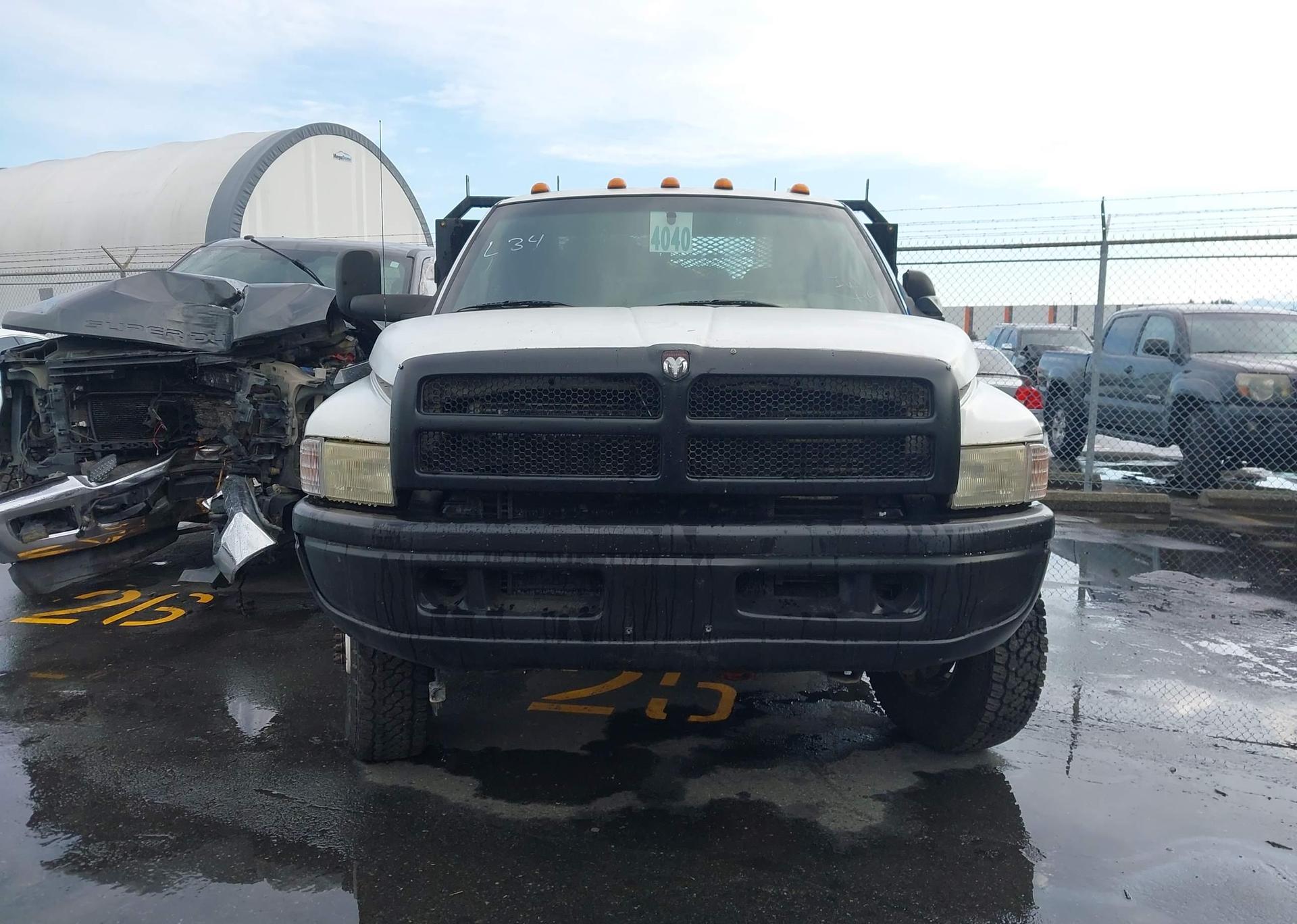 2001 DODGE RAM 3500 ST
