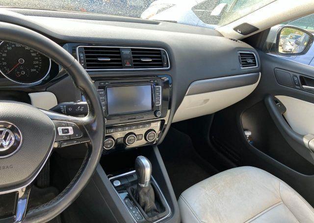 2015 VOLKSWAGEN JETTA