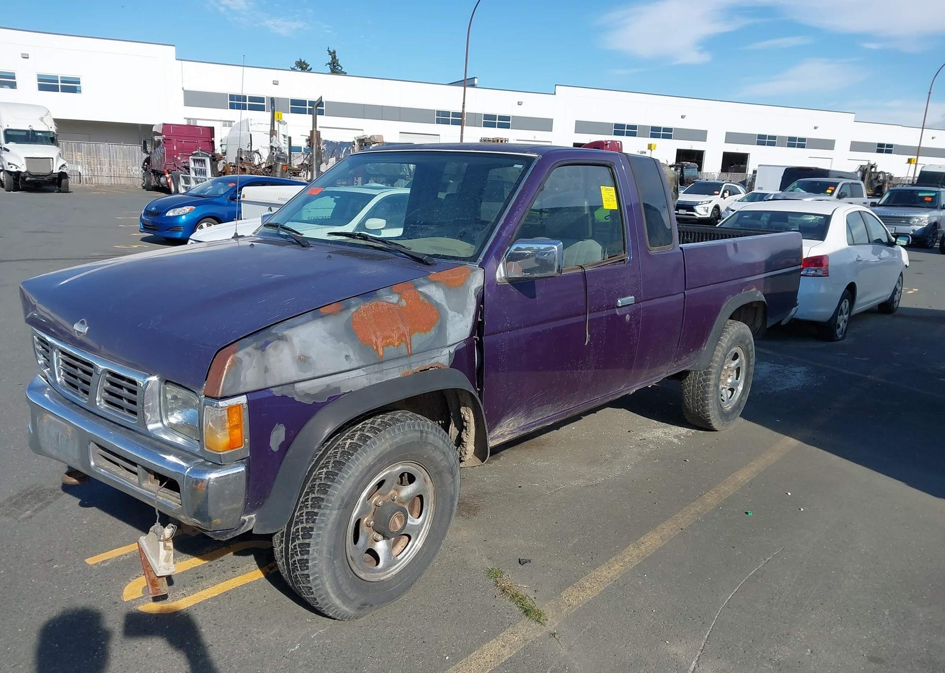 1995 NISSAN TRUCK KING CAB SE