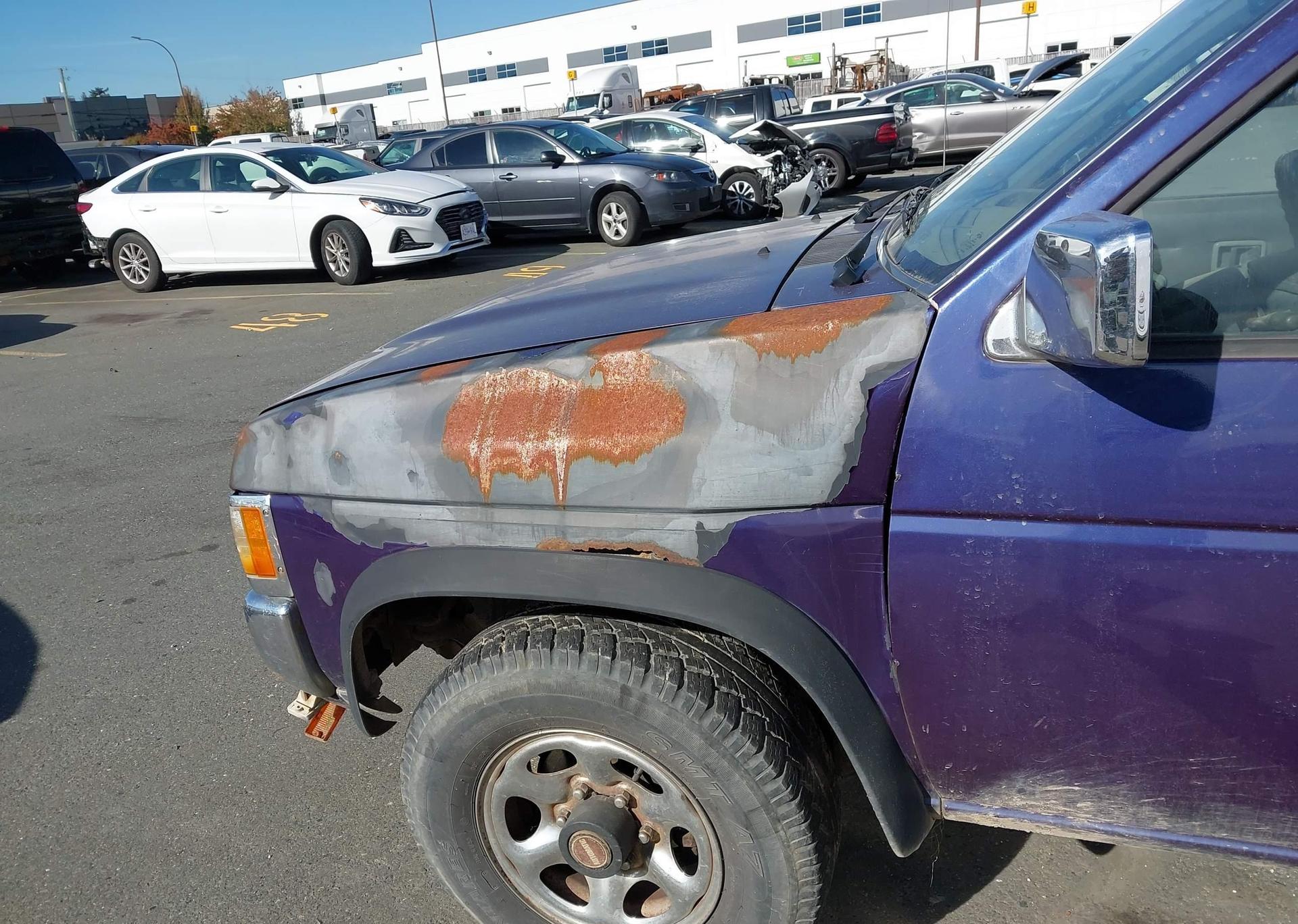 1995 NISSAN TRUCK KING CAB SE