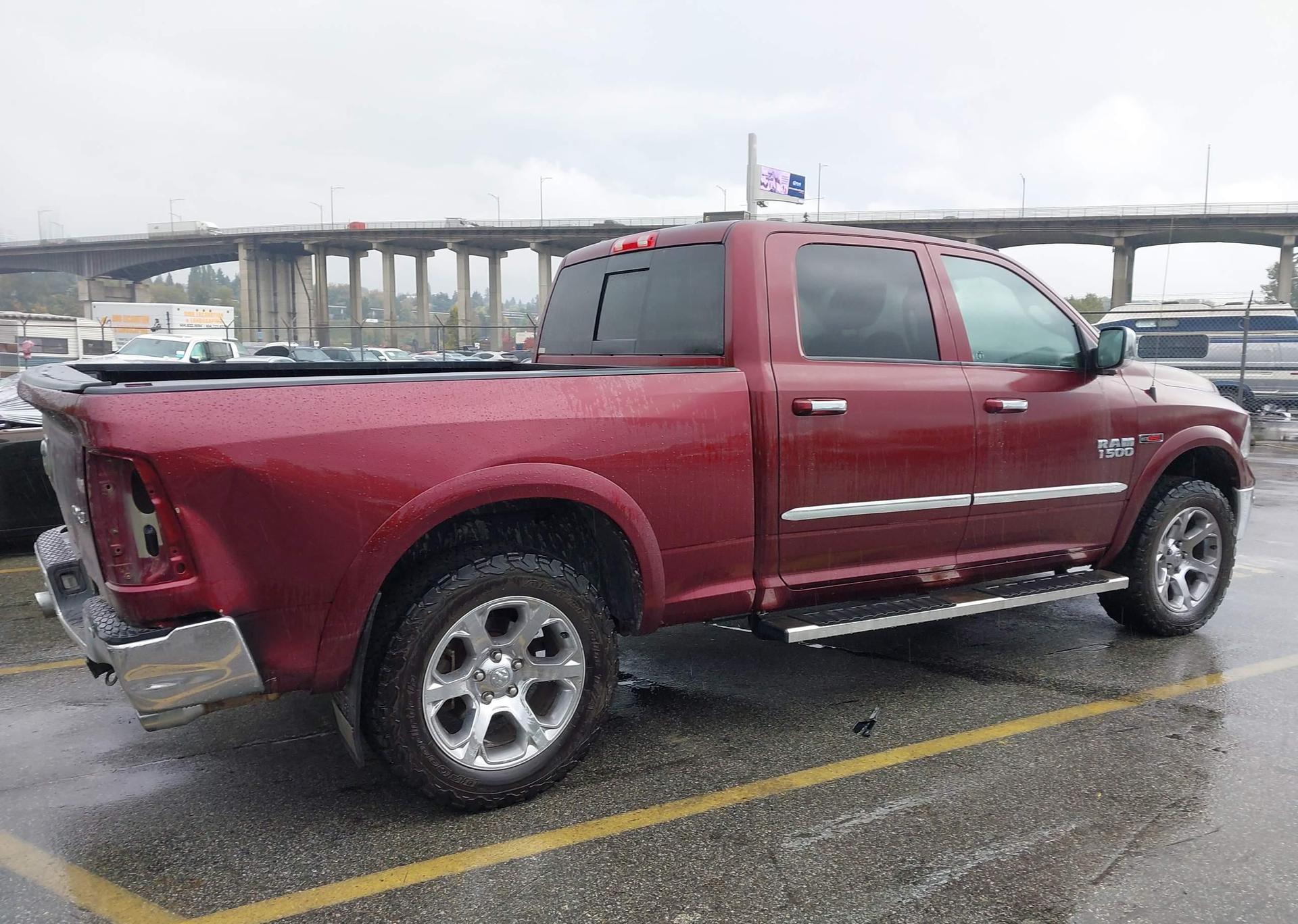 2016 RAM 1500 LARAMIE
