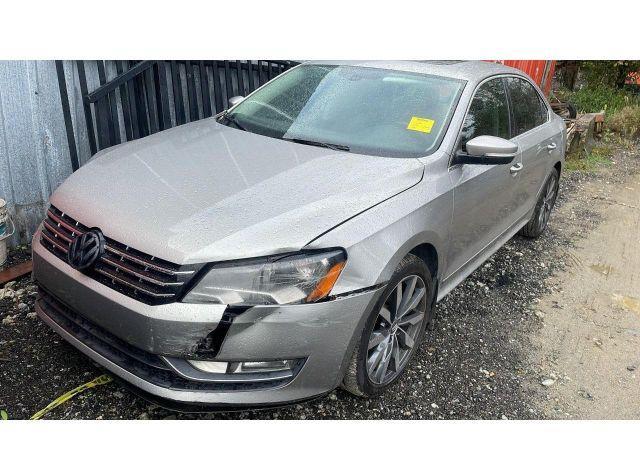 2013 VOLKSWAGEN PASSAT SEL