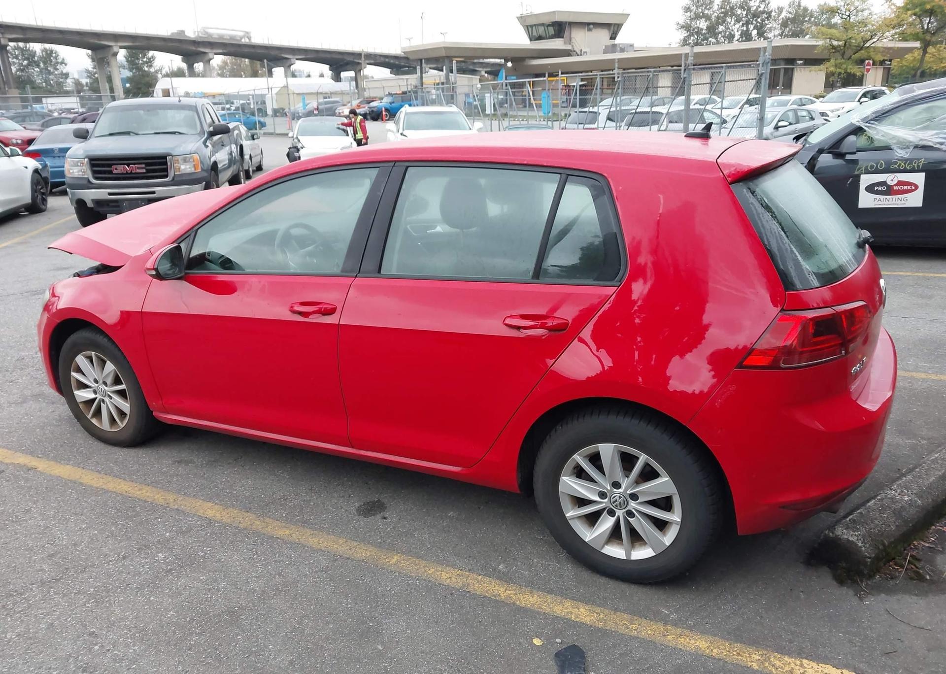 2016 VOLKSWAGEN GOLF