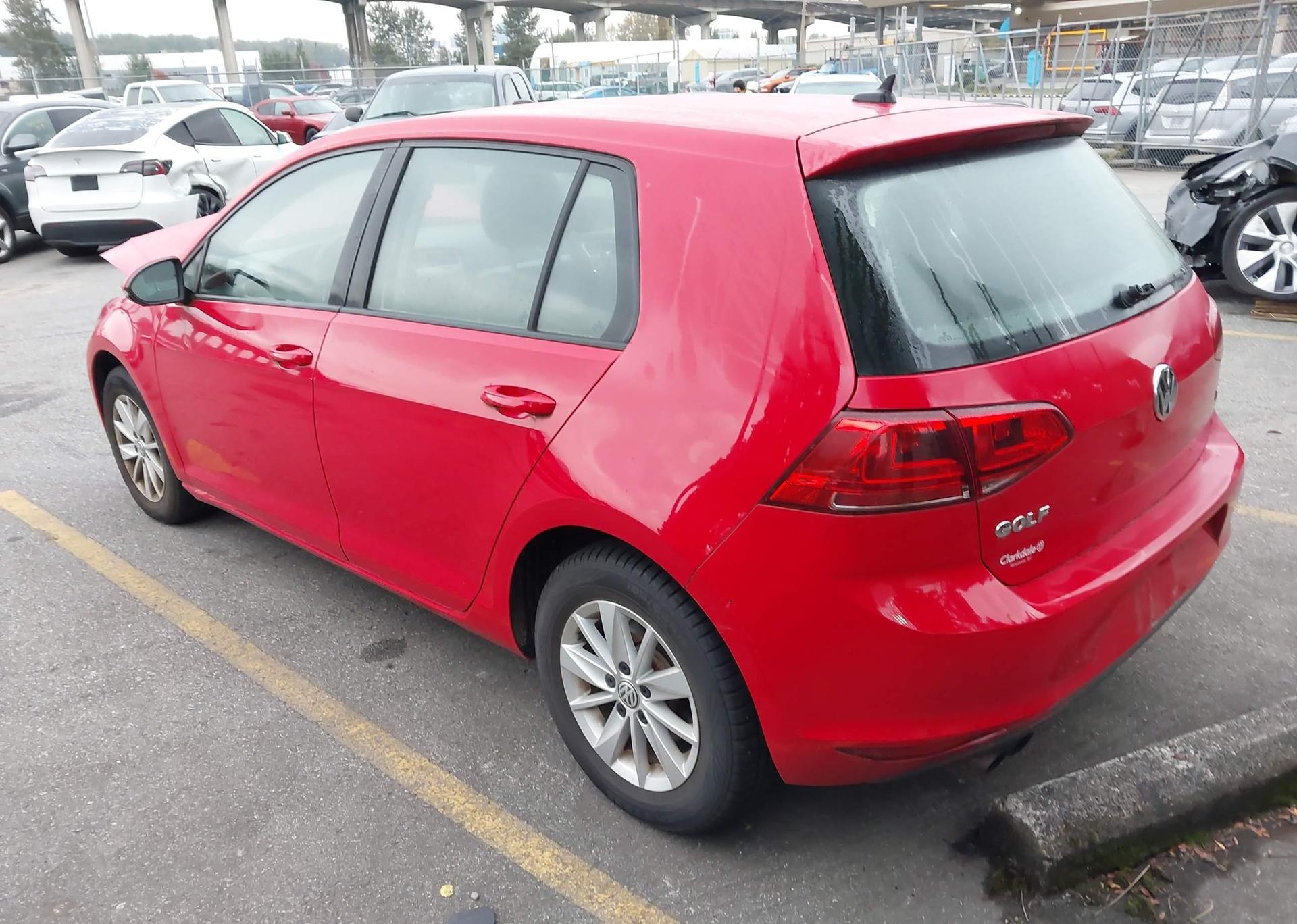 2016 VOLKSWAGEN GOLF