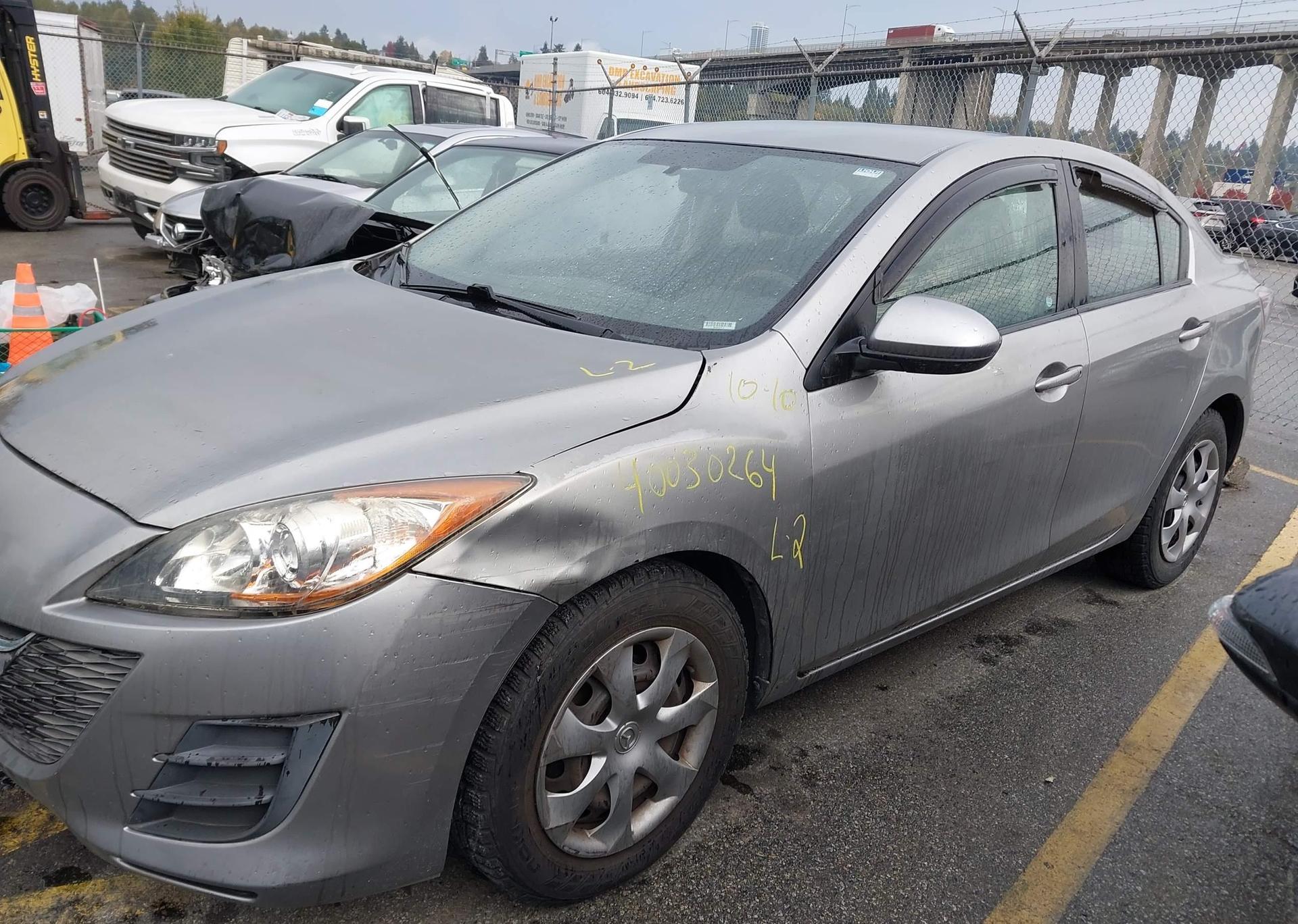 2010 MAZDA 3 I