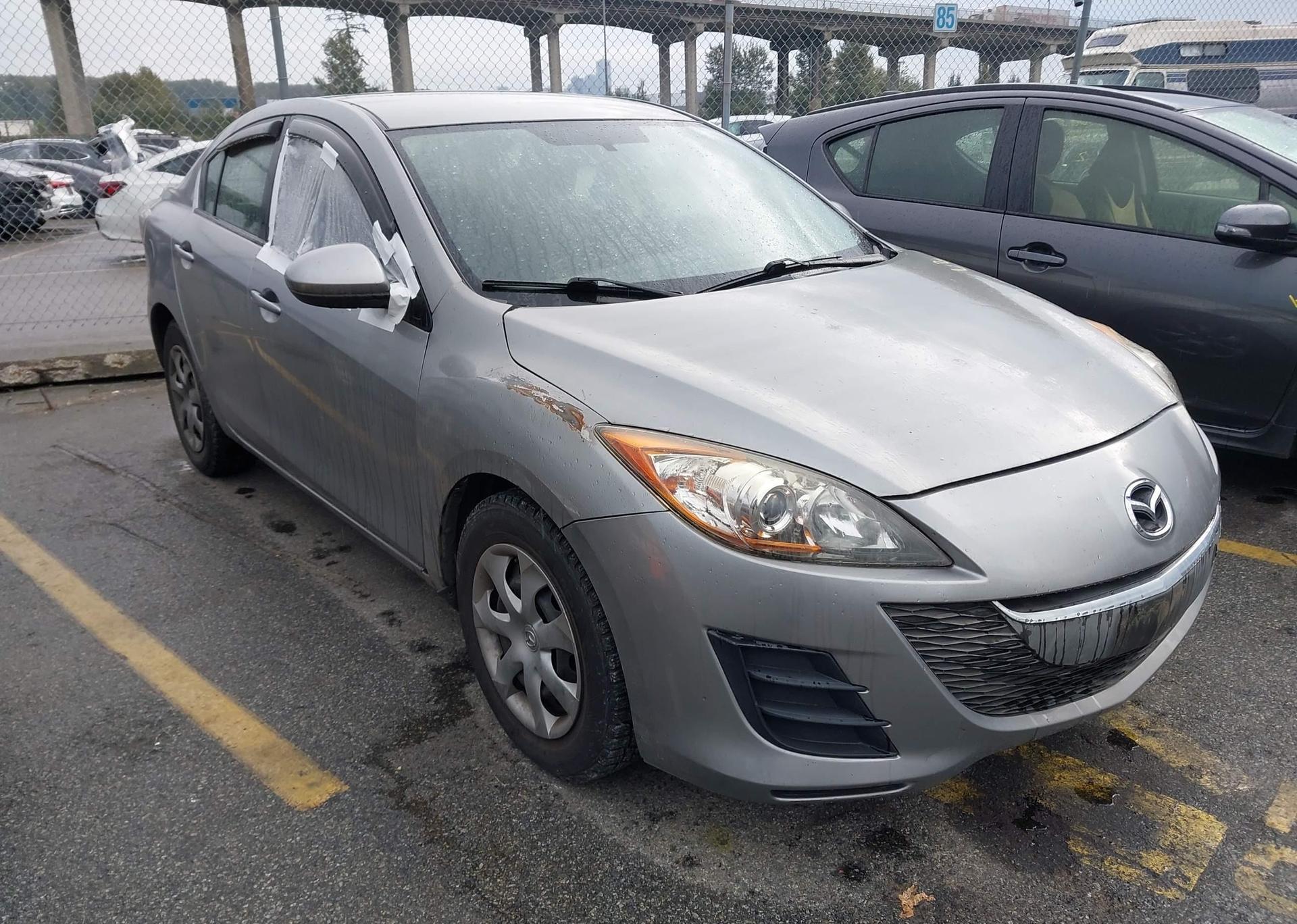 2010 MAZDA 3 I