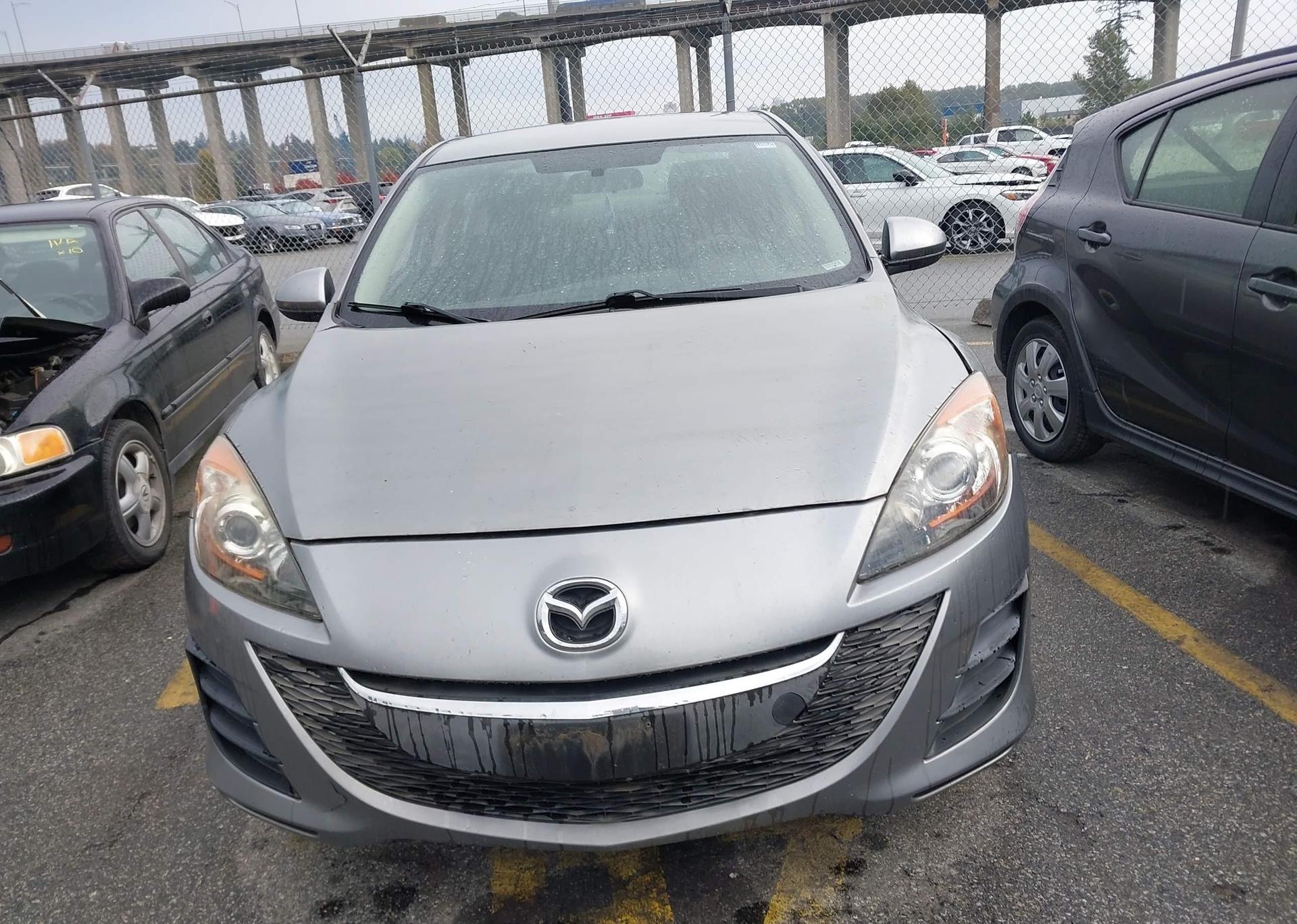 2010 MAZDA 3 I
