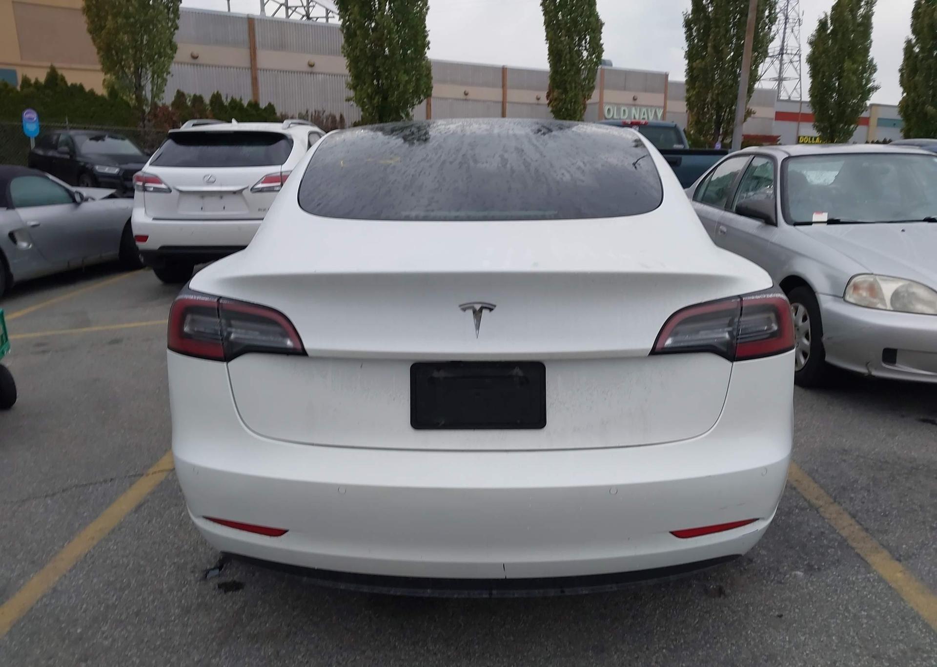 2021 TESLA MODEL 3