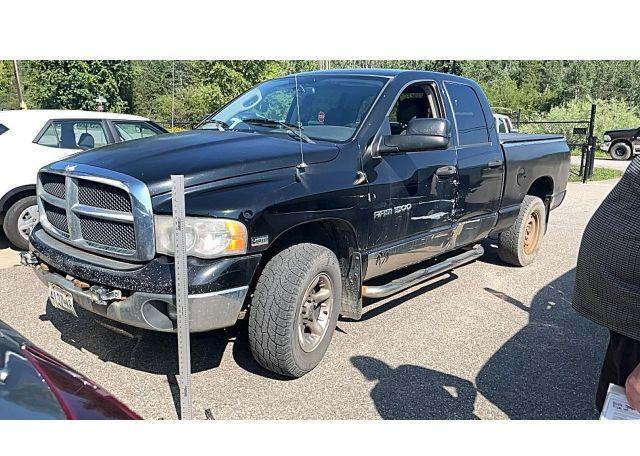 2004 DODGE RAM 1500 ST