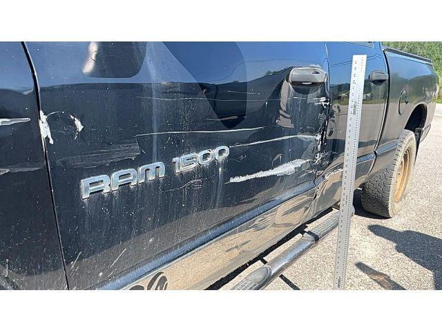 2004 DODGE RAM 1500 ST