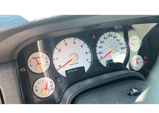 2004 DODGE RAM 1500 ST