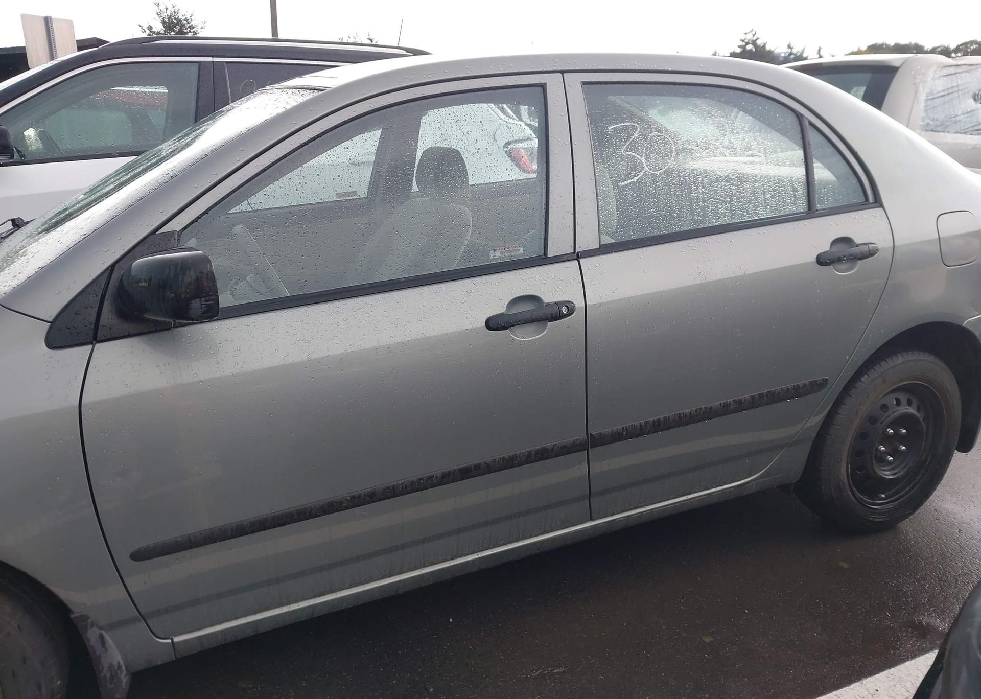 2003 TOYOTA COROLLA CE